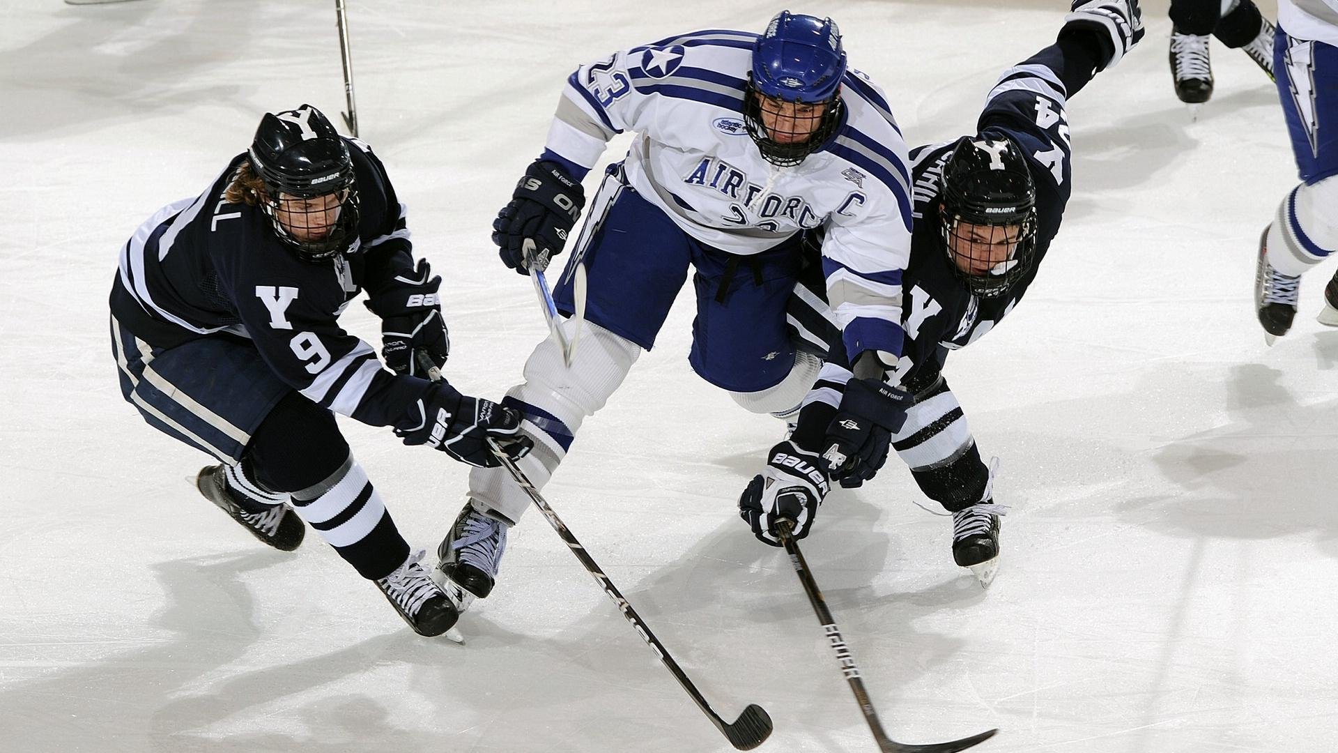 羽毛球奥运模拟赛开打，新人崭露头角战胜名将，羽毛球模拟训练方案